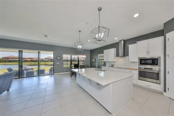 $815,000 | 11909 Climbing Fern Avenue, Riverview, FL 33579