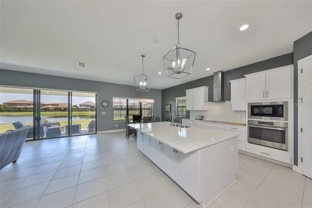 $825,000 | 11909 Climbing Fern Avenue, Riverview, FL 33579