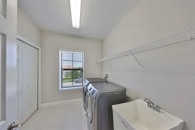 $825,000 | 11909 Climbing Fern Avenue, Riverview, FL 33579