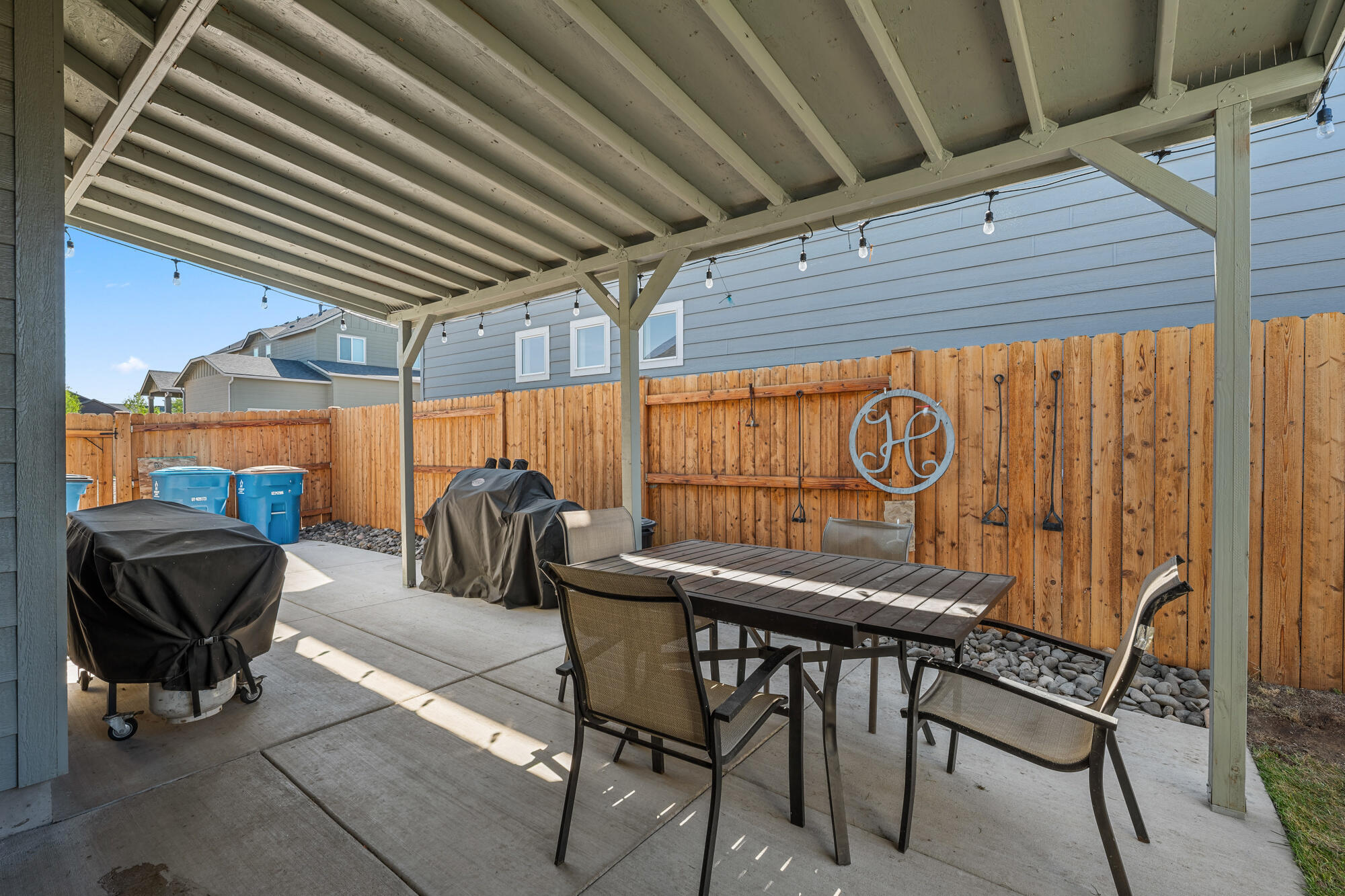 3734 Southwest Lava Place Redmond, OR 97756 - Photo 18 of 25 3734 sw lava pl, redmond, or 97756 - 19