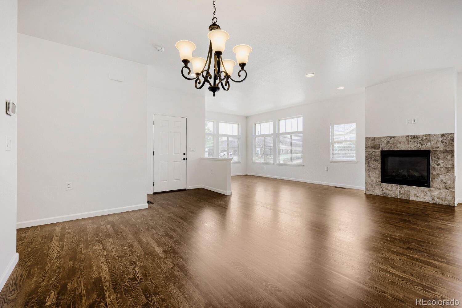 12571 Madison Way Thornton, CO 80241 - Photo 5 of 27