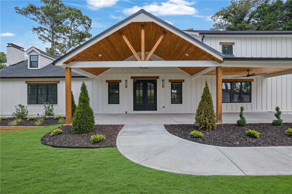 11505 Elkins Road Roswell, GA 30076 - Photo 3 of 75