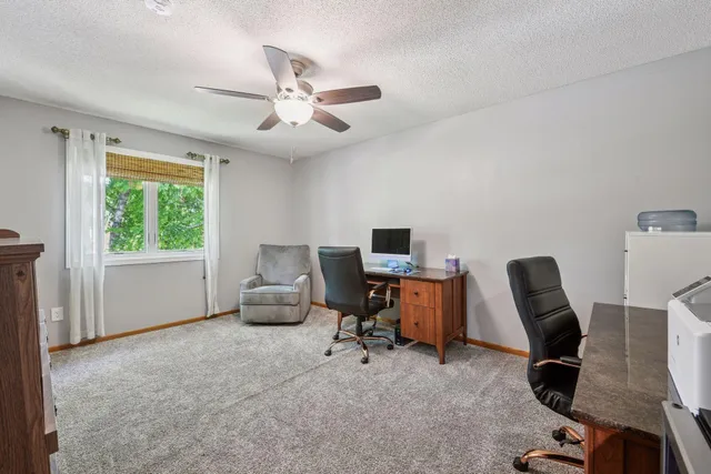 $529,900 | 475 Oak Hill Road, Chaska, MN 55318