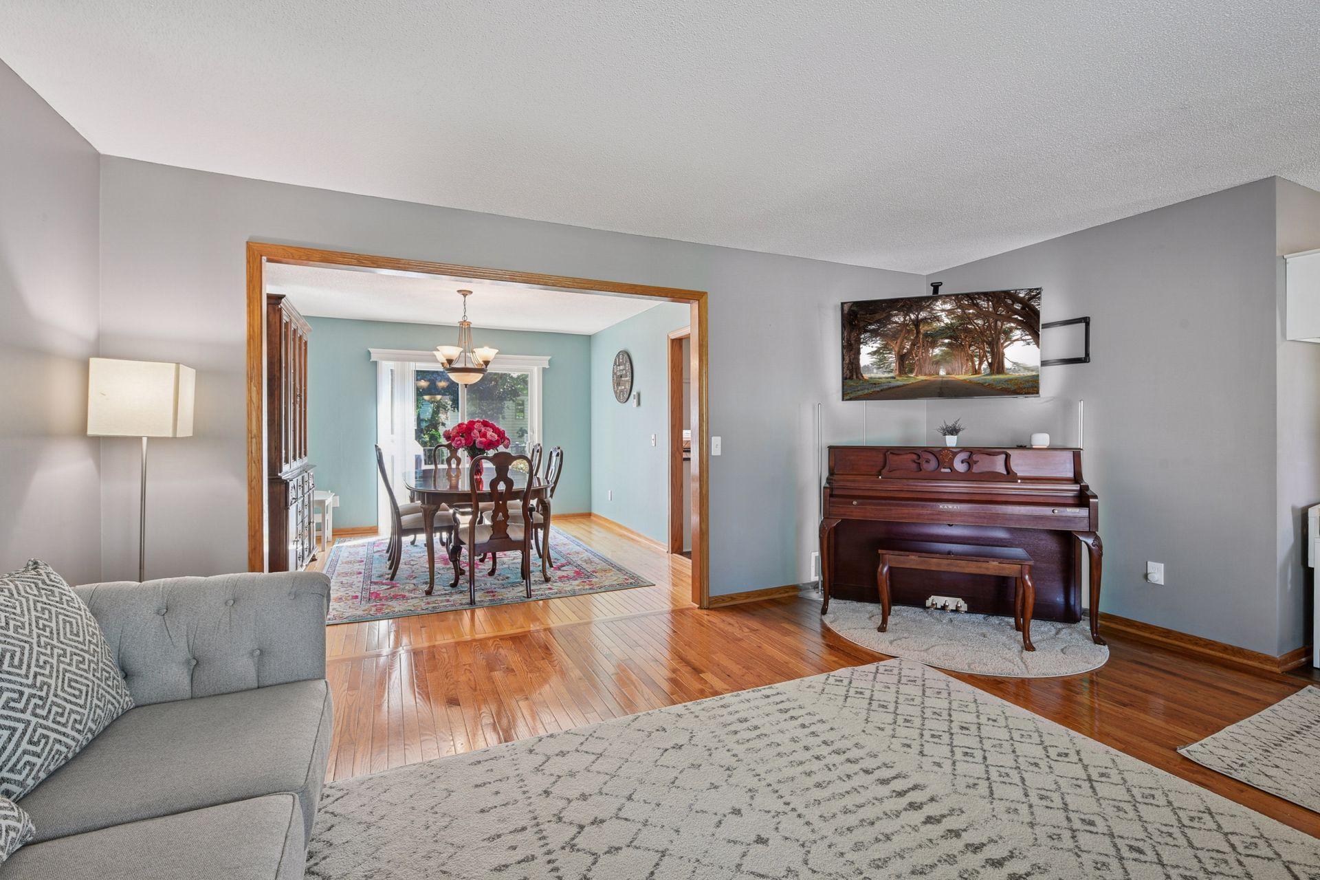 475 Oak Hill Road Chaska, MN 55318 - Photo 6 of 44