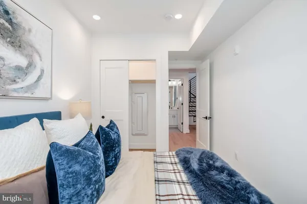 $2,400 | 2601 30th Street Northeast, Unit 11, Washington, DC 20018