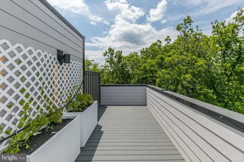 a view of balcony with city view