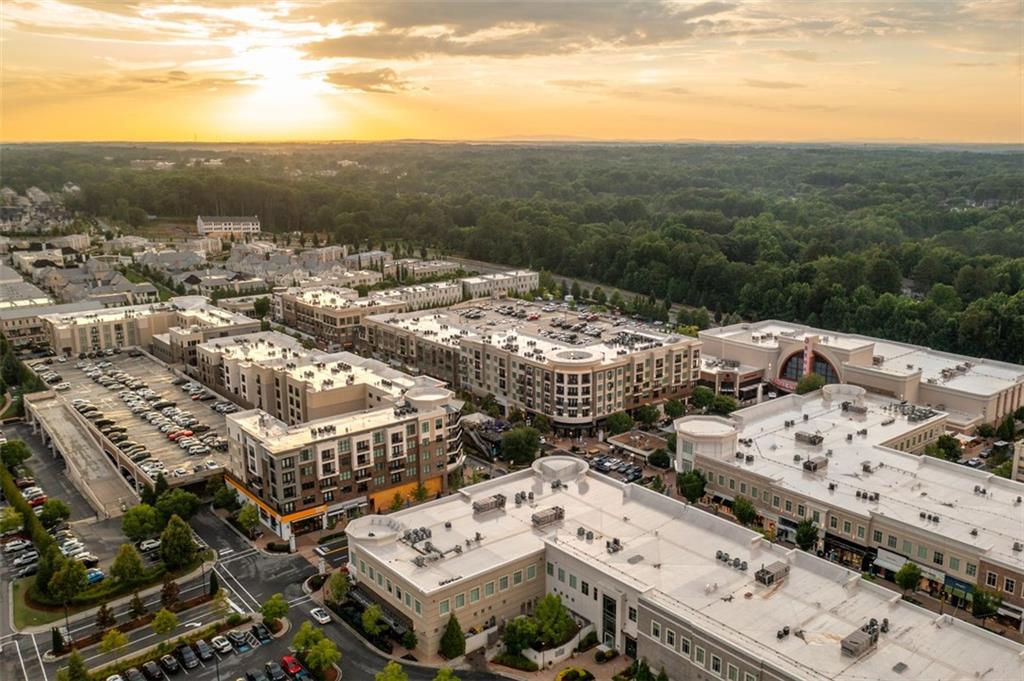 7230 Summit Place Alpharetta, GA 30009 - Photo 28 of 37 a view of a city