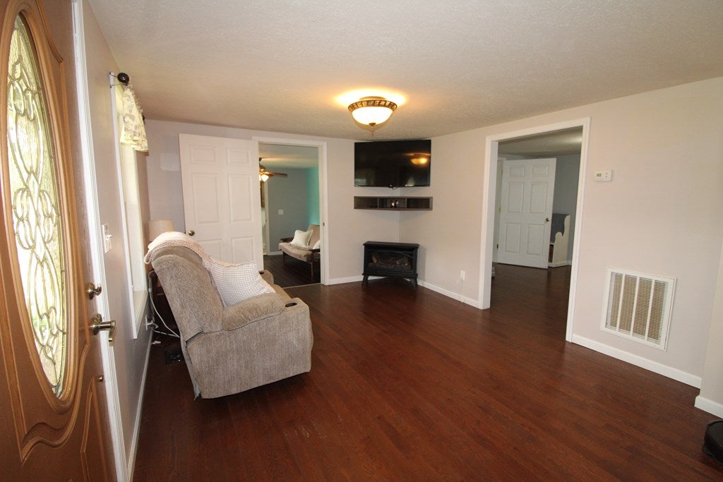 294 Deer Ridge Road Hillsville, VA 24343 - Photo 35 of 81 Gallery Image 35
