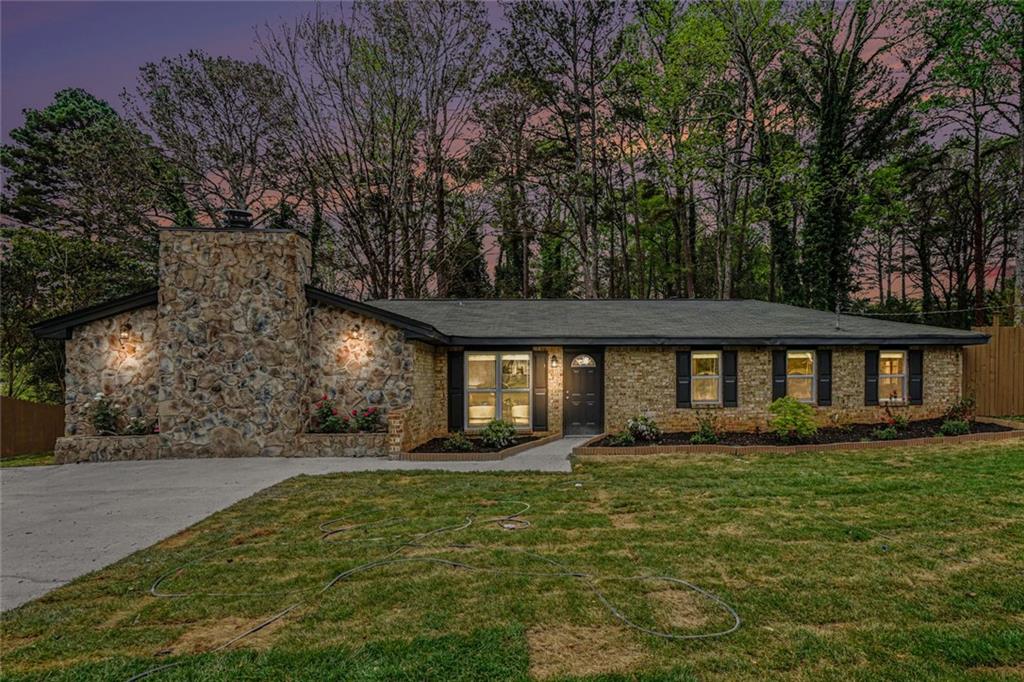 577 Simone Way Stone Mountain, GA 30087 - Photo 35 of 44