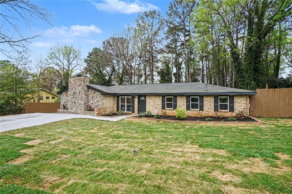 577 Simone Way Stone Mountain, GA 30087 - Photo 38 of 44