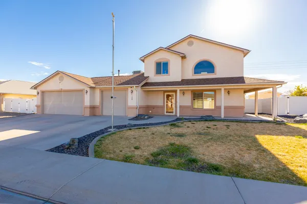$520,000 | 186 Sun Hawk Drive, Grand Junction, CO 81503