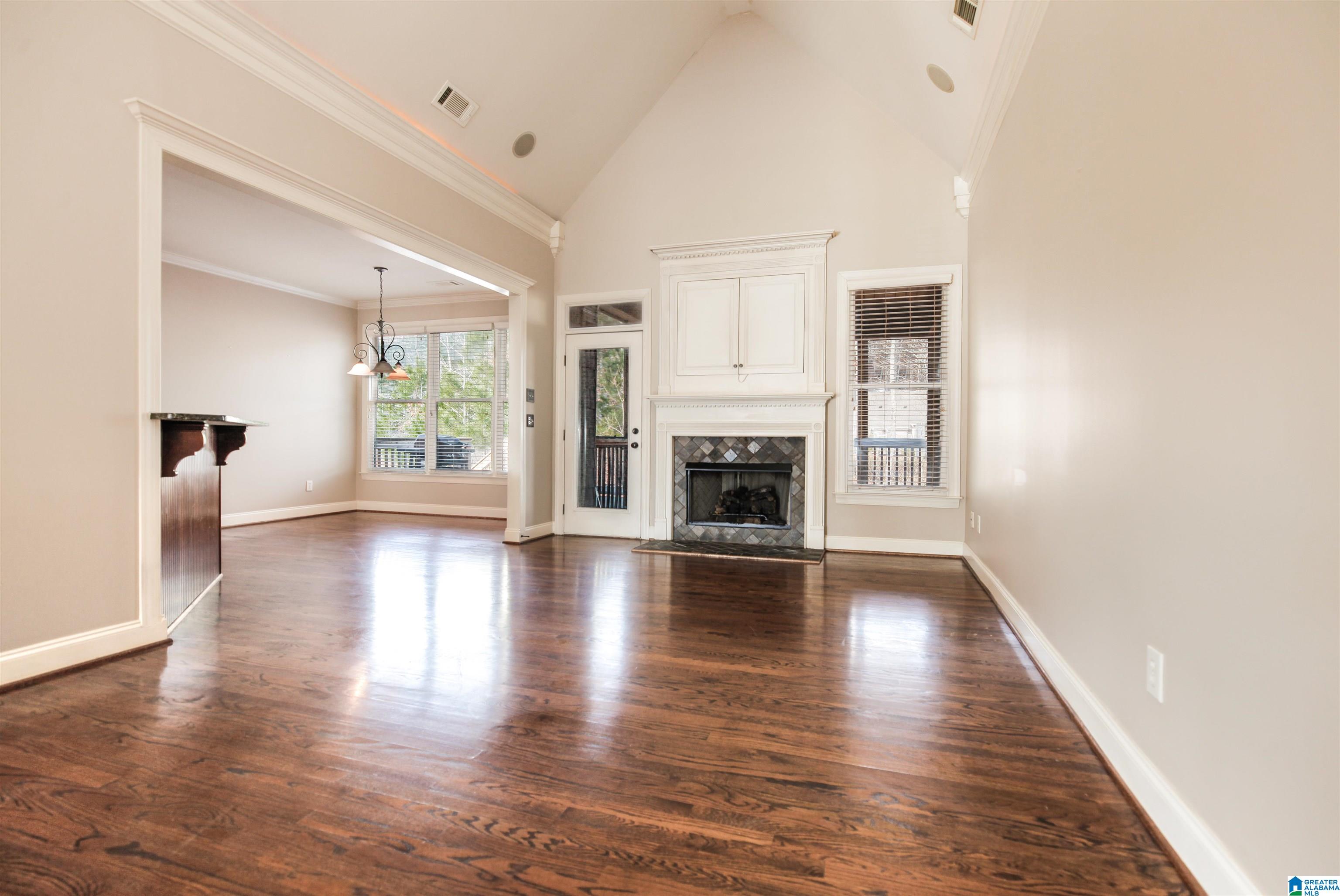 109 Lauchlin Way Pelham, AL 35124 - Photo 2 of 42