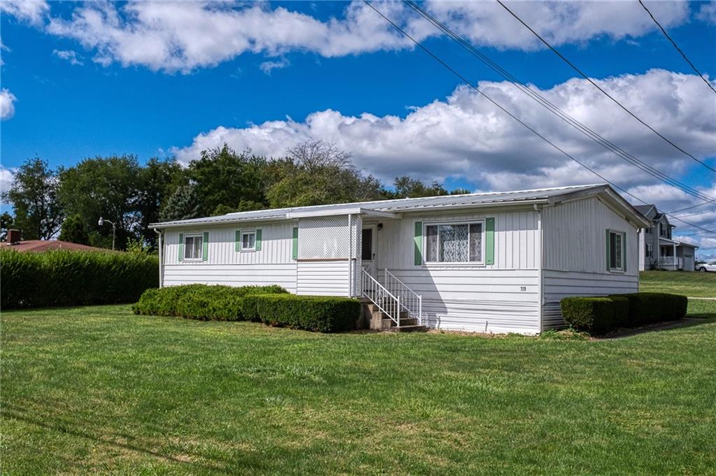 719 Mercer Road Beaver Falls, PA 15010 - Photo 33 of 38 Gallery Image 33