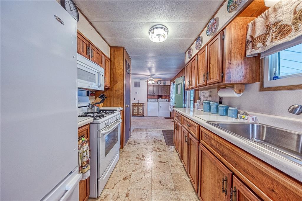 719 Mercer Road Beaver Falls, PA 15010 - Photo 8 of 38 Gallery Image 8