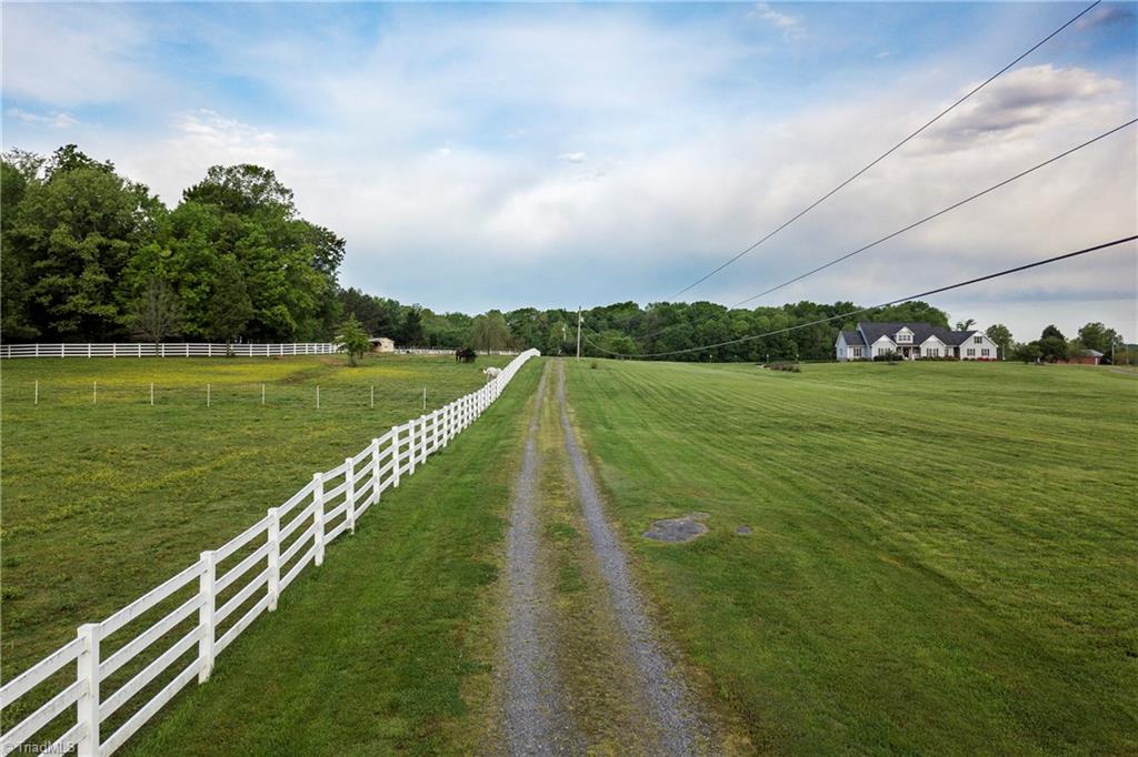 447 Rainbow Road Advance, NC 27006 - Photo 8 of 30 Gallery Image 8