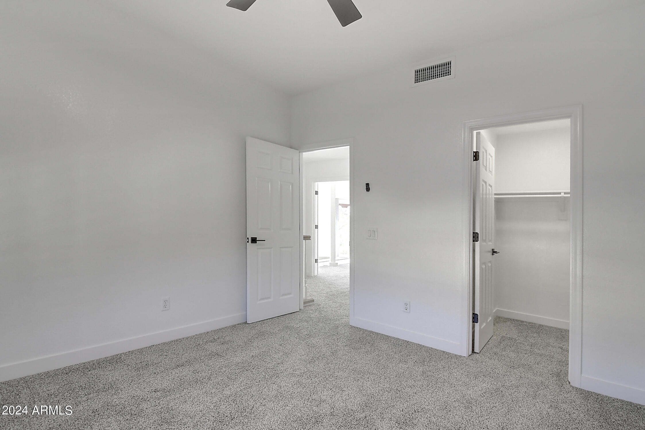 1543 East Winged Foot Road Phoenix, AZ 85022 - Photo 27 of 53 1543 E Winged Foot Rd (35)