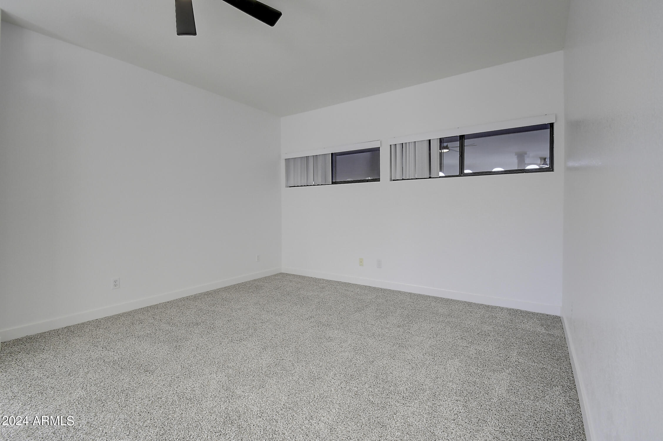 1543 East Winged Foot Road Phoenix, AZ 85022 - Photo 34 of 53 1543 E Winged Foot Rd (28)