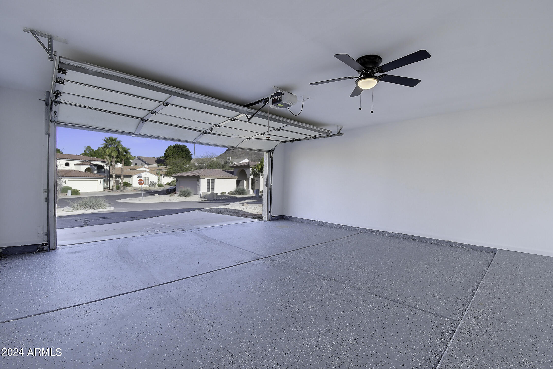 1543 East Winged Foot Road Phoenix, AZ 85022 - Photo 41 of 53 1543 E Winged Foot Rd (53)