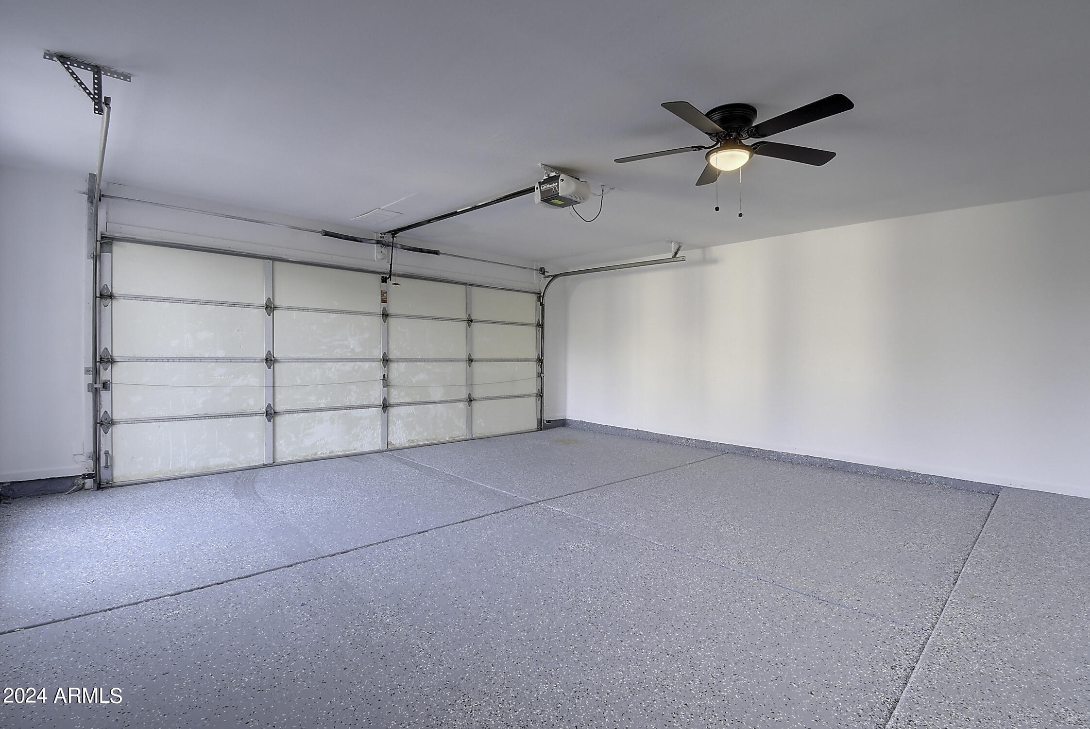 1543 East Winged Foot Road Phoenix, AZ 85022 - Photo 43 of 53 1543 E Winged Foot Rd (54)