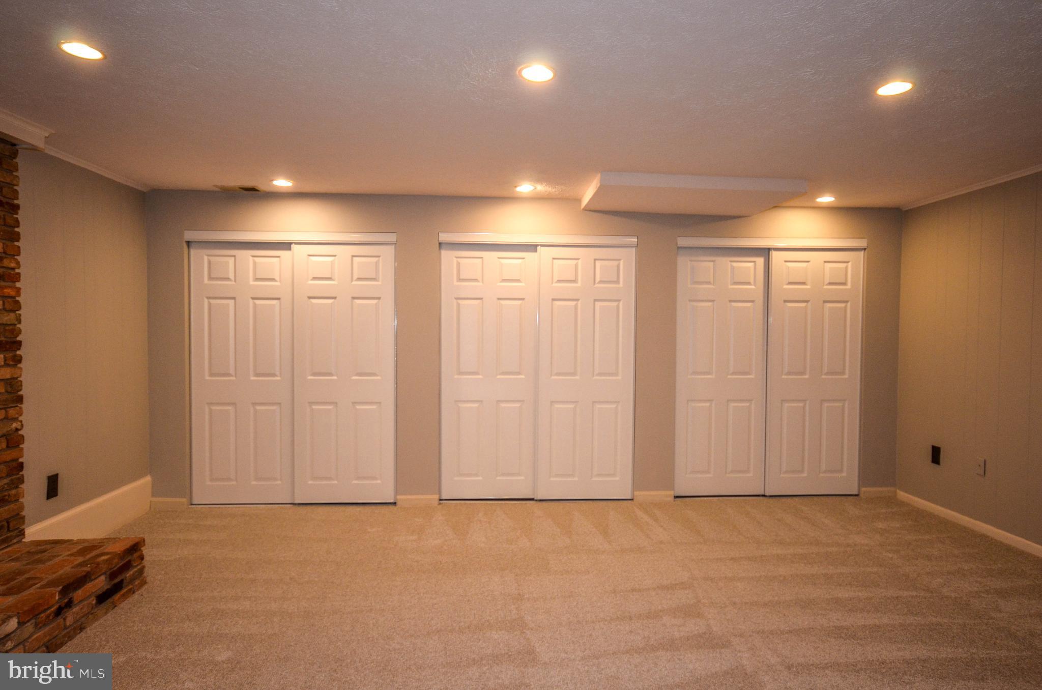 7312 Greentree Road Bethesda, MD 20817 - Photo 18 of 23