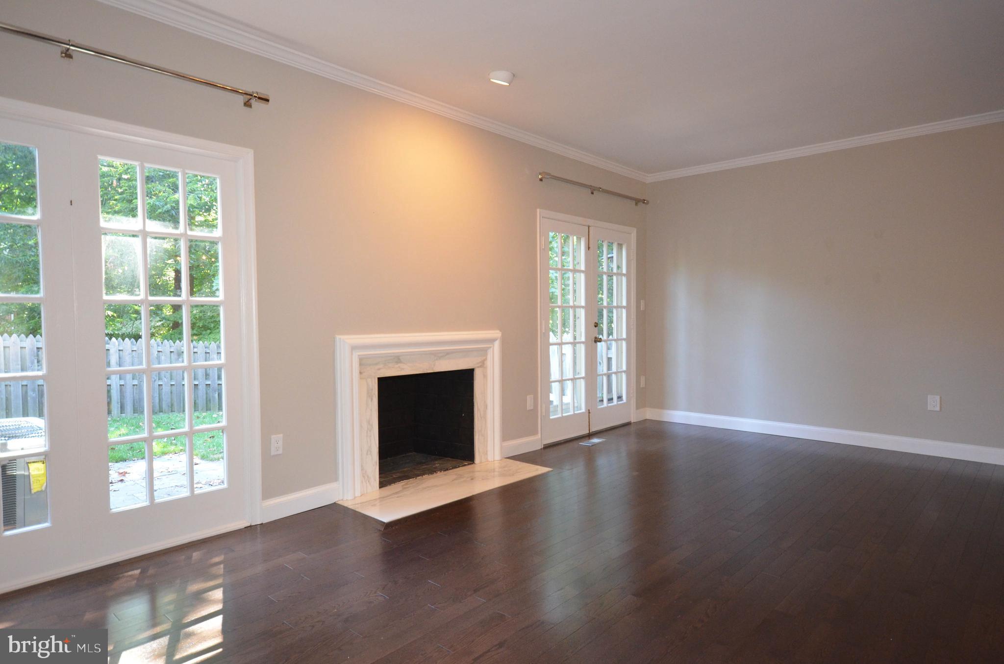 7312 Greentree Road Bethesda, MD 20817 - Photo 4 of 23