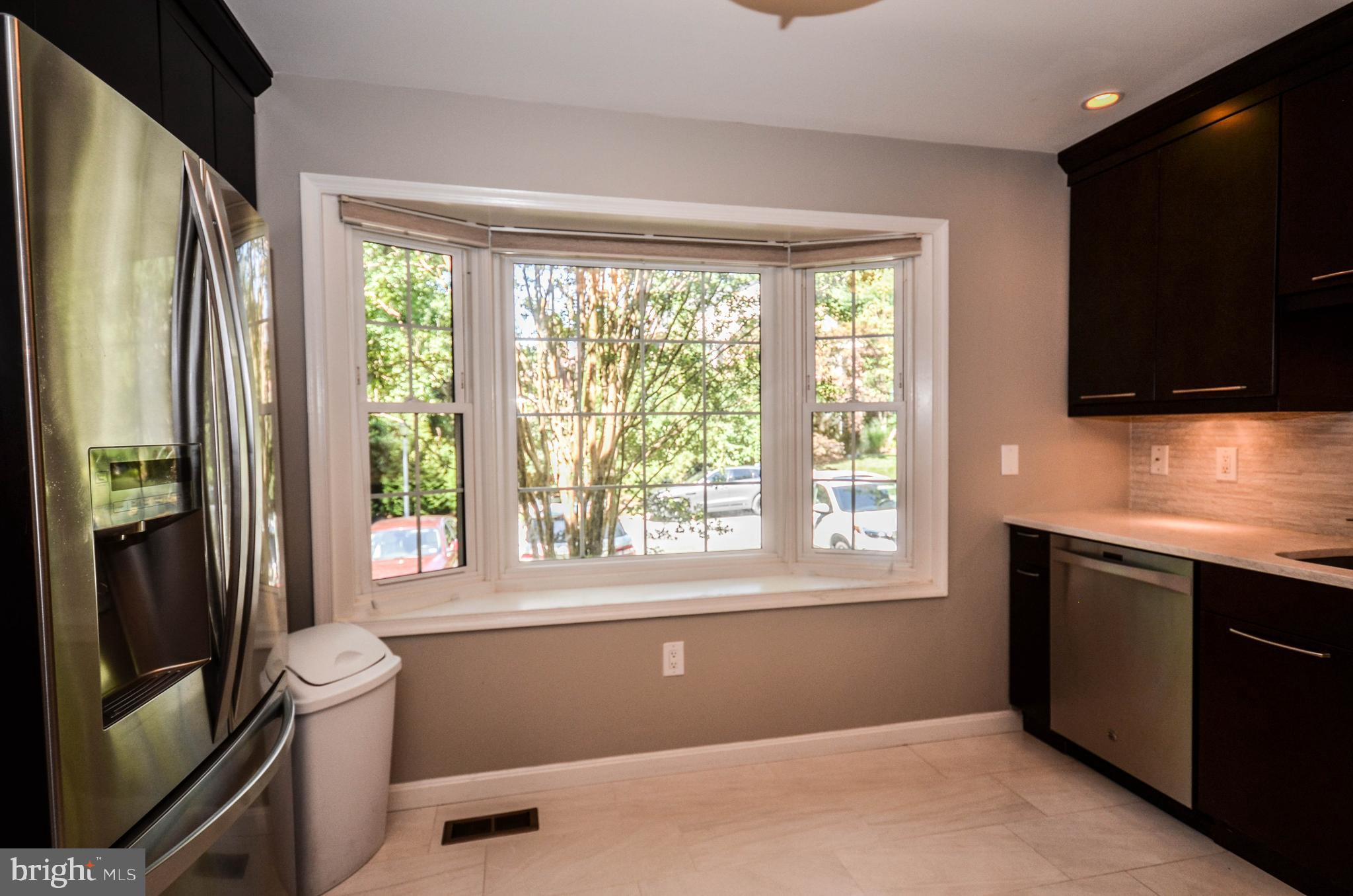 7312 Greentree Road Bethesda, MD 20817 - Photo 6 of 23