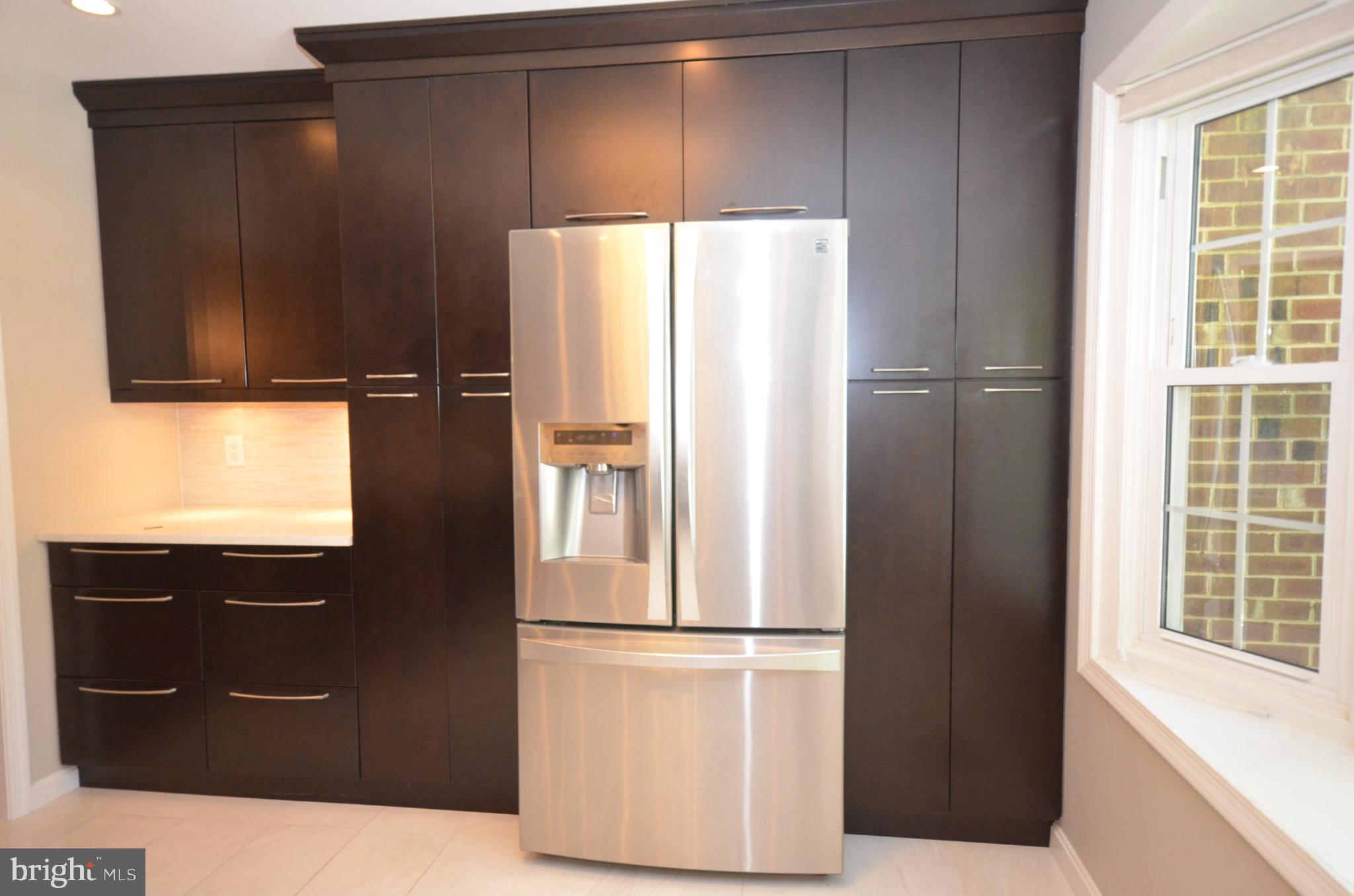 7312 Greentree Road Bethesda, MD 20817 - Photo 8 of 23