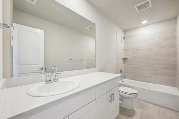 $3,200 | 2208 Palomino Lane, Seagoville, TX 75159