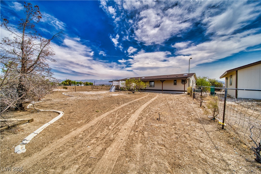 1340 South Adams Road Pahrump, NV 89048 - Photo 3 of 31 Gallery Image 3