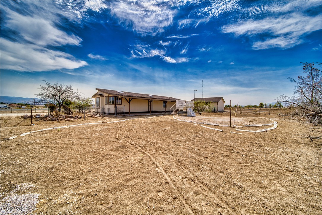 1340 South Adams Road Pahrump, NV 89048 - Photo 4 of 31 View of yard