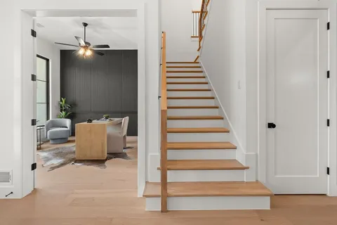 a view of entryway and hall