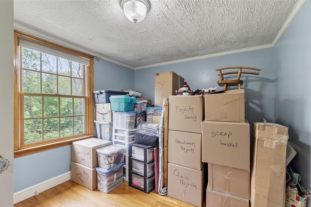 153 Tahattawan Road Littleton, MA 01460 - Photo 16 of 38 Gallery Image 16