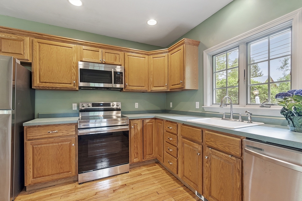 153 Tahattawan Road Littleton, MA 01460 - Photo 20 of 38 Gallery Image 20