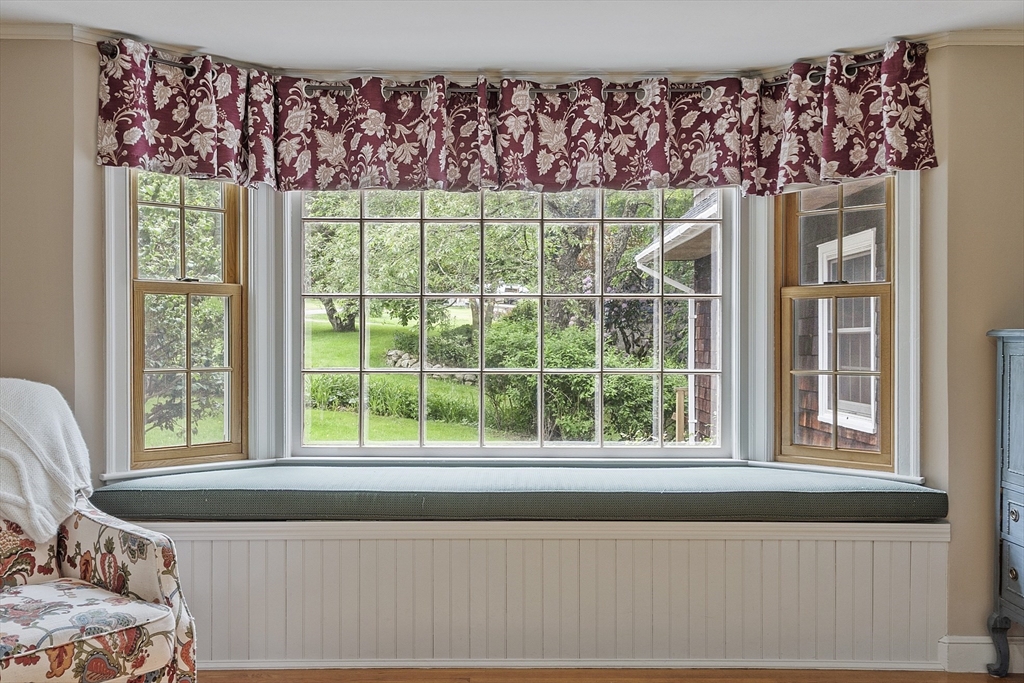 153 Tahattawan Road Littleton, MA 01460 - Photo 9 of 38 Gallery Image 9