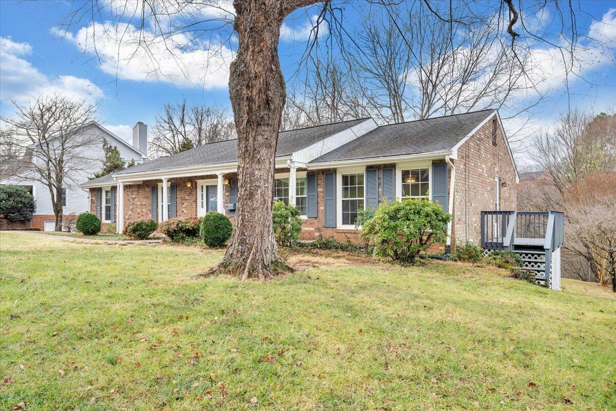 1915 McVitty Road Salem, VA 24153 - Photo 54 of 60 54-MIB05342
