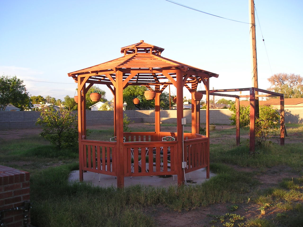 2405 East Coronado Road Phoenix, AZ 85008 - Photo 7 of 8 Gazebo