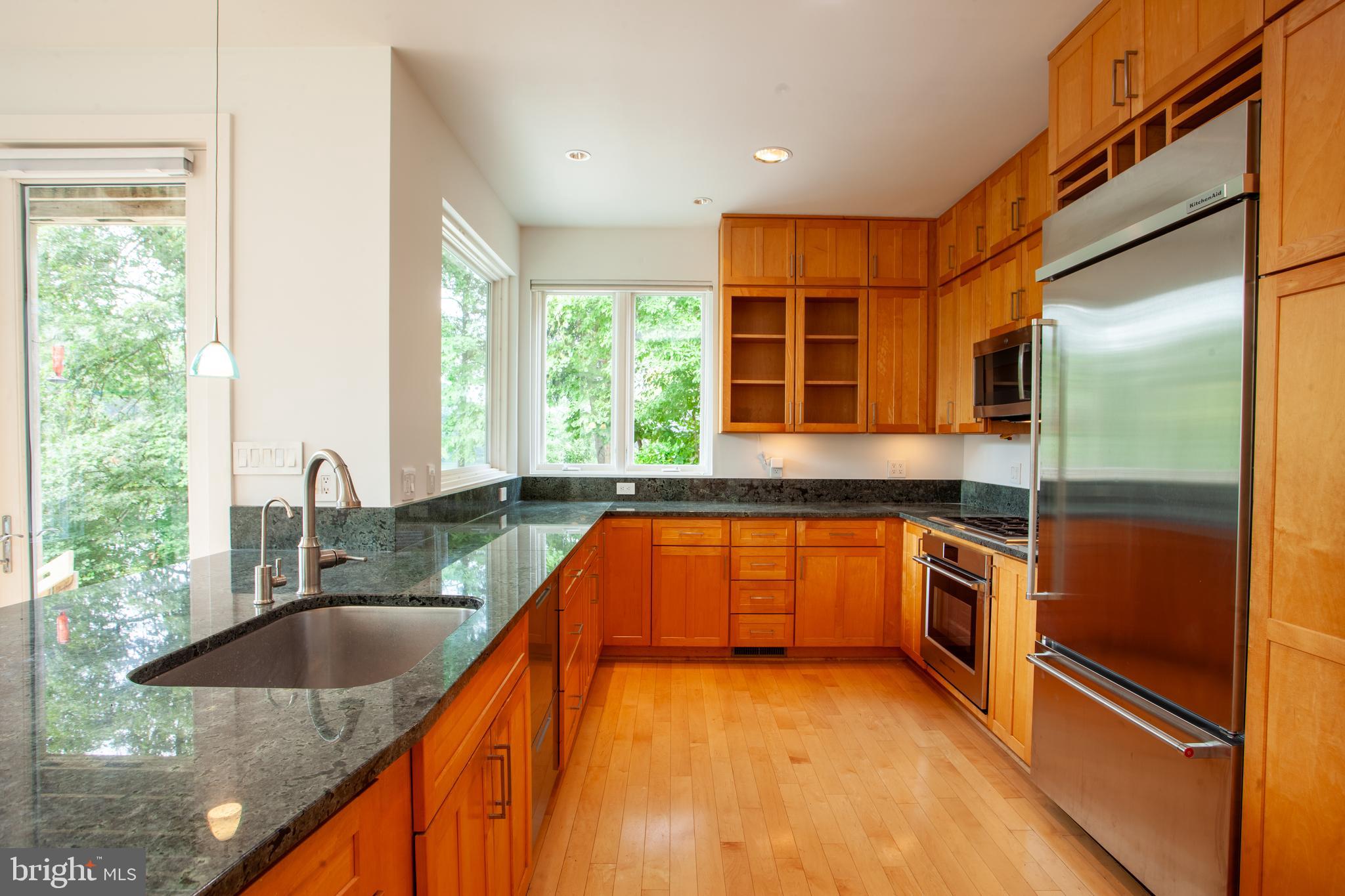 163 Edge Way Arnold, MD 21012 - Photo 28 of 77 Kitchen