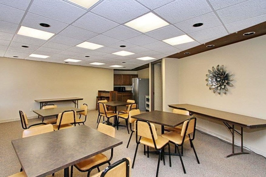 820 Club House Road, Unit 3D North Liberty, IA 52317 - Photo 16 of 21 Gallery Image 16