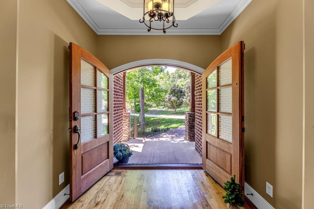 502 Starfire Court Oak Ridge, NC 27310 - Photo 5 of 39