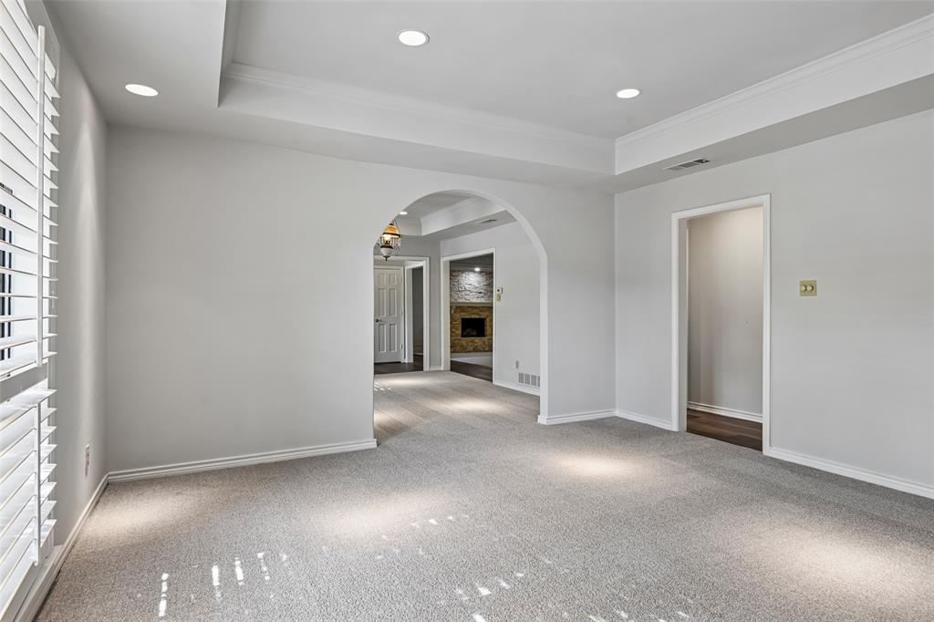 13216 Hillcrest Road Dallas, TX 75240 - Photo 15 of 40