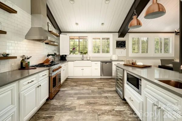 $1,300,000 | 20 Waterford Lakes Drive, Fletcher, NC 28732