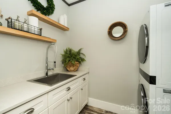 $1,300,000 | 20 Waterford Lakes Drive, Fletcher, NC 28732