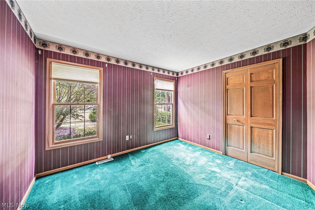 6325 Coldstream Road Cleveland, OH 44143 - Photo 9 of 20 Gallery Image 9