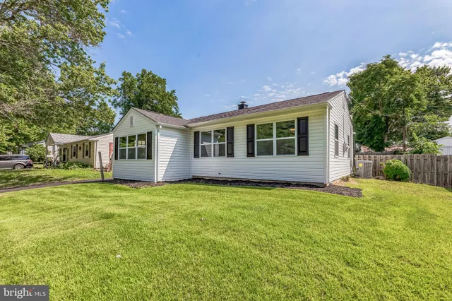 $309,900 | 707 Moores Lane, New Castle, DE 19720
