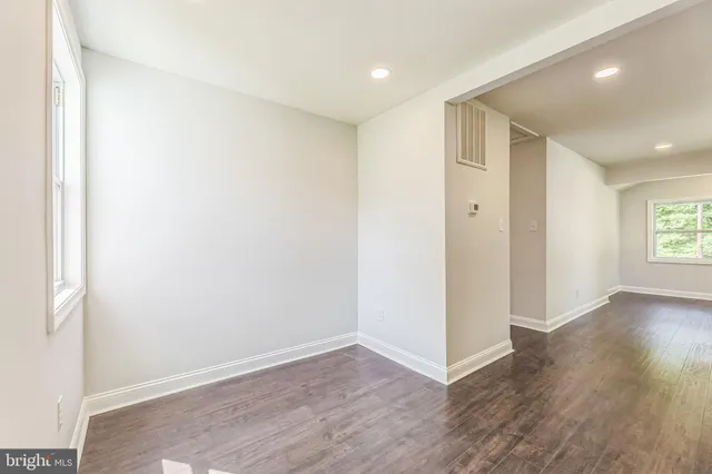 $309,900 | 707 Moores Lane, New Castle, DE 19720