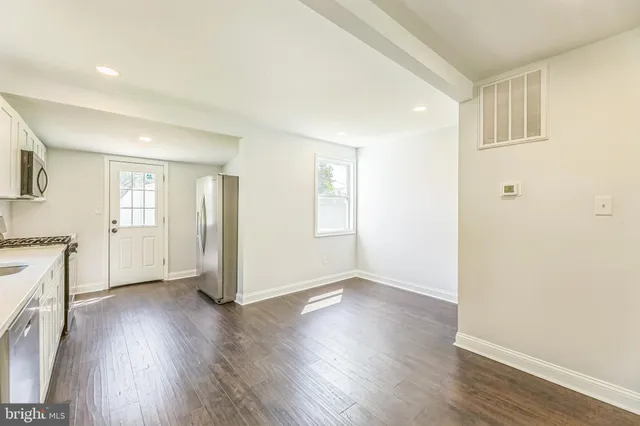 $309,900 | 707 Moores Lane, New Castle, DE 19720