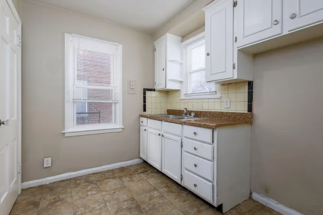 $1,150 | 19724 Pennington Drive, Detroit, MI 48221