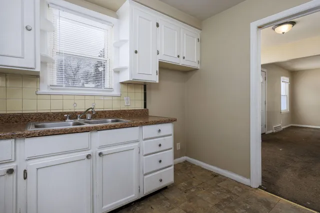 $1,150 | 19724 Pennington Drive, Detroit, MI 48221