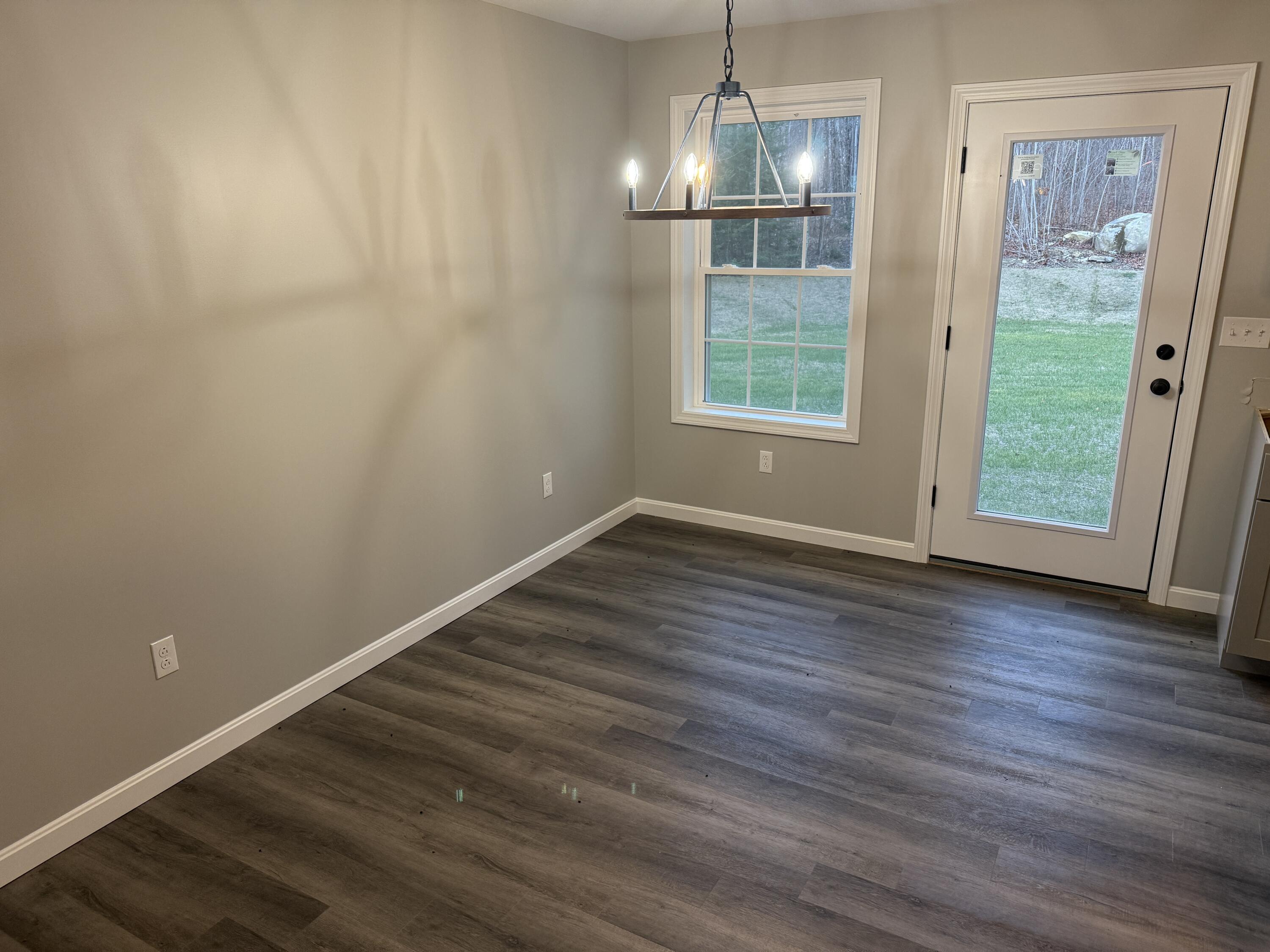 67 Deer Ridge Lane Windsor, ME 04363 - Photo 9 of 19 Dining area