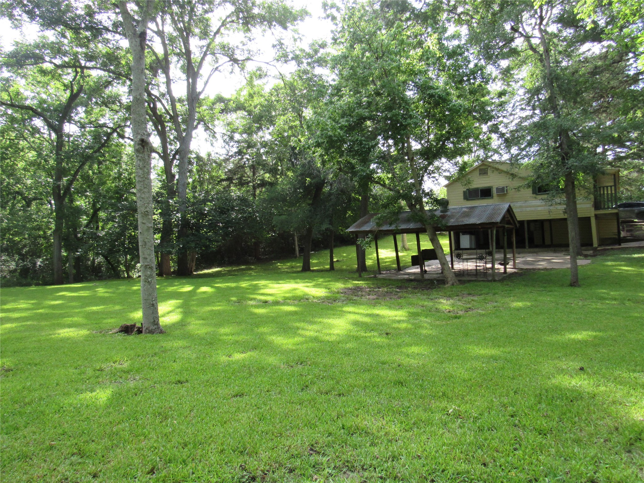 9491 Rocky Road Bellville, TX 77418 - Photo 7 of 19 Back yard area
